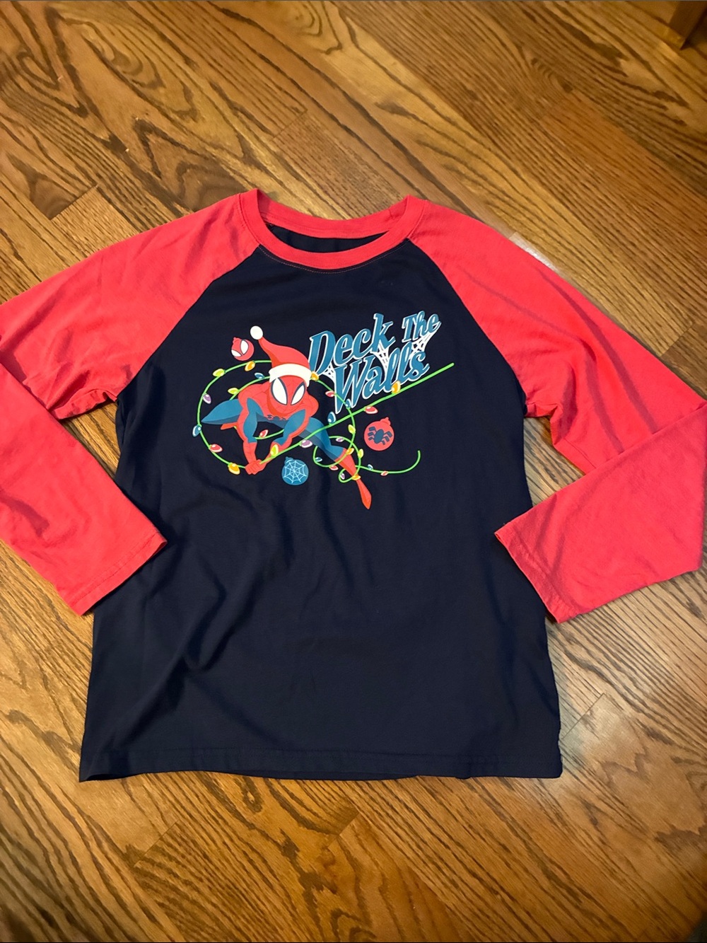 Marvel Spiderman Holiday Raglan Tee Shirt Red Sleeves, Navy Body size Medium